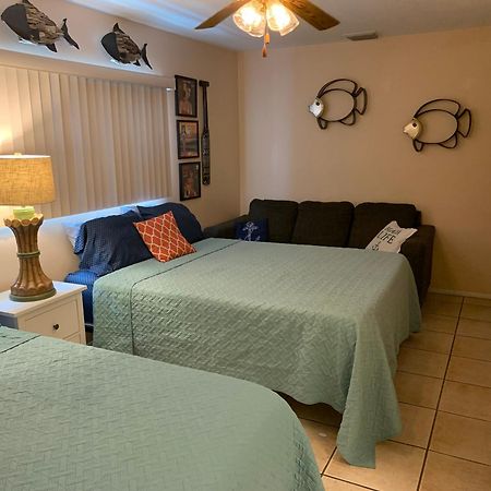 Michaels -Beachside Bungalows St. Pete Beach Exterior foto