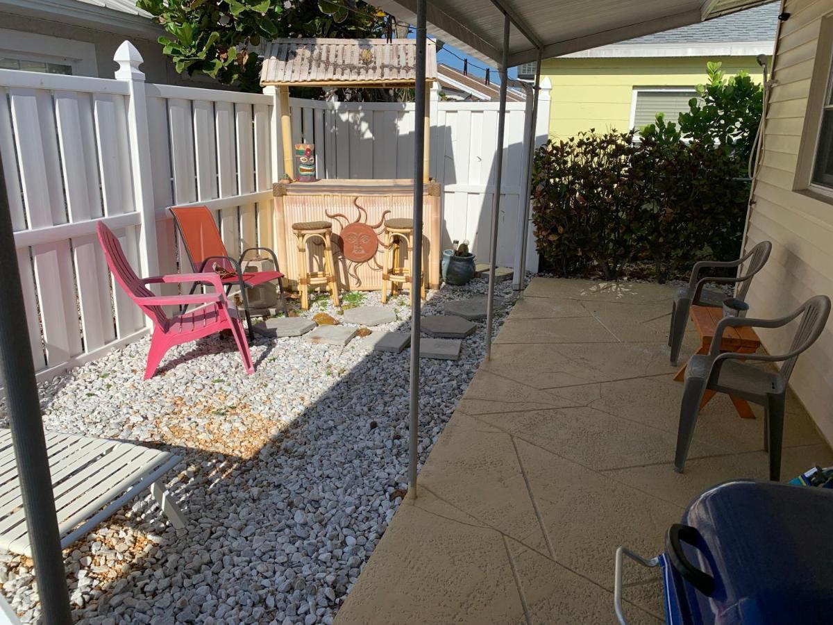 Michaels -Beachside Bungalows St. Pete Beach Exterior foto